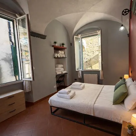 L&r - Centro Storico, Parcheggio, Terrazza Panoramica - La Cima Della Pigna * Sanremo